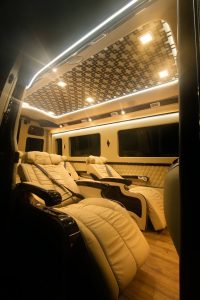 thuê xe limosin Giá xe xe hợp đồng
